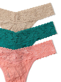 3 Pack Signature Lace Original Rise Thongs In Printed Box Chai/Dark Teal/Ballet Pink