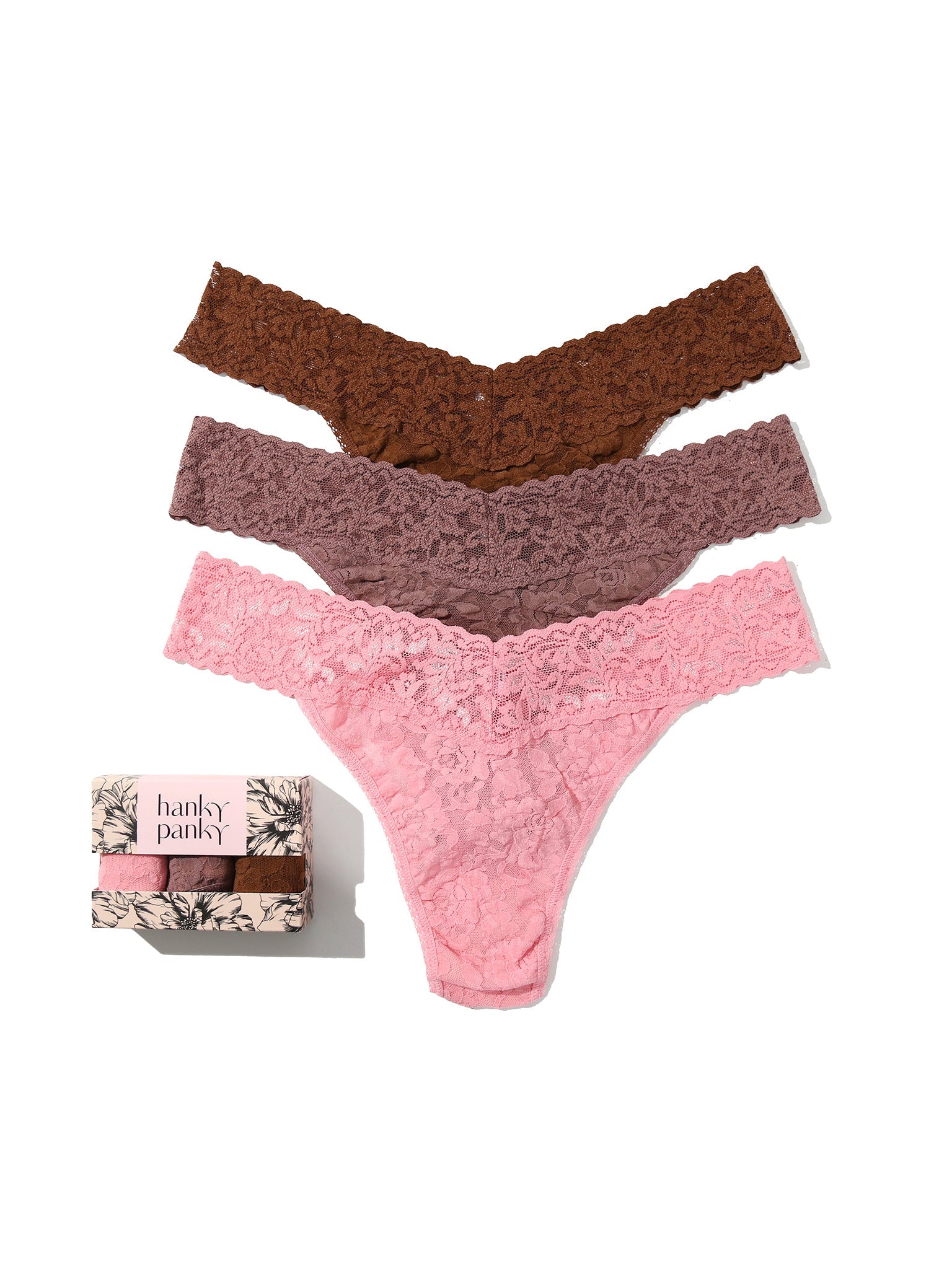 3 Pack Signature Lace Original Rise Thongs In Printed Box Pink Lady/Artichoke Heart/Macchiato Brown