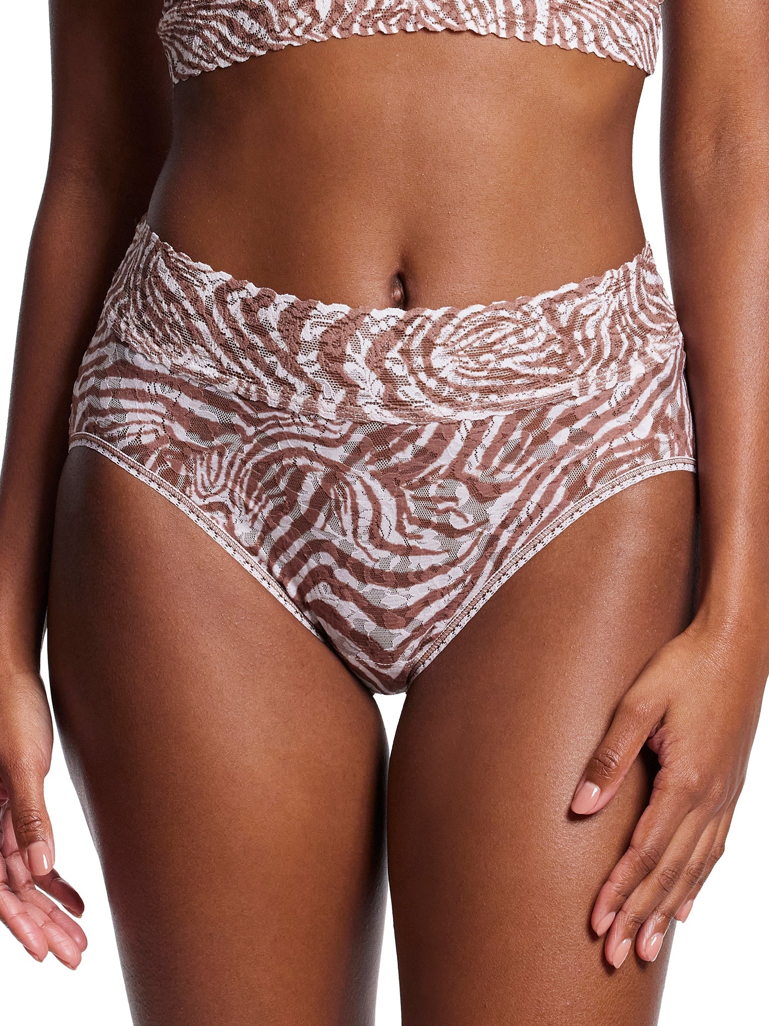Printed Signature Lace French Brief Hide And Seek