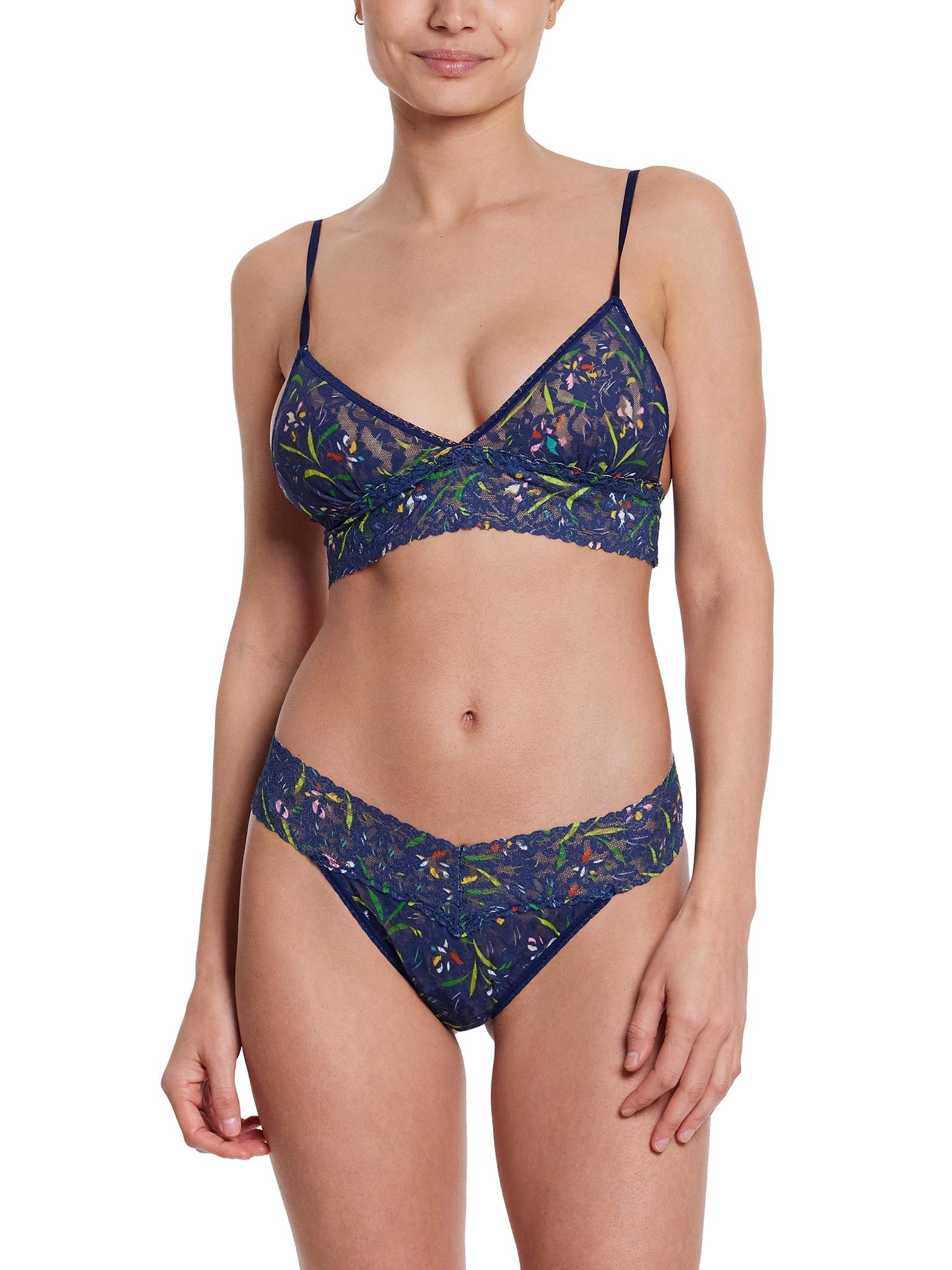 Printed Signature Lace Original Rise Thong Field Day Sale