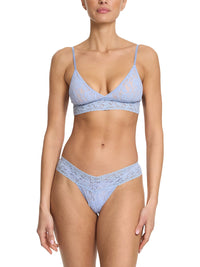 Signature Lace Low Rise Thong Clarity Blue