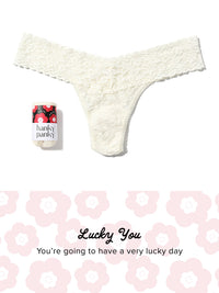 Signature Lace Low Rise Thong Fortune Cookie Marshmallow