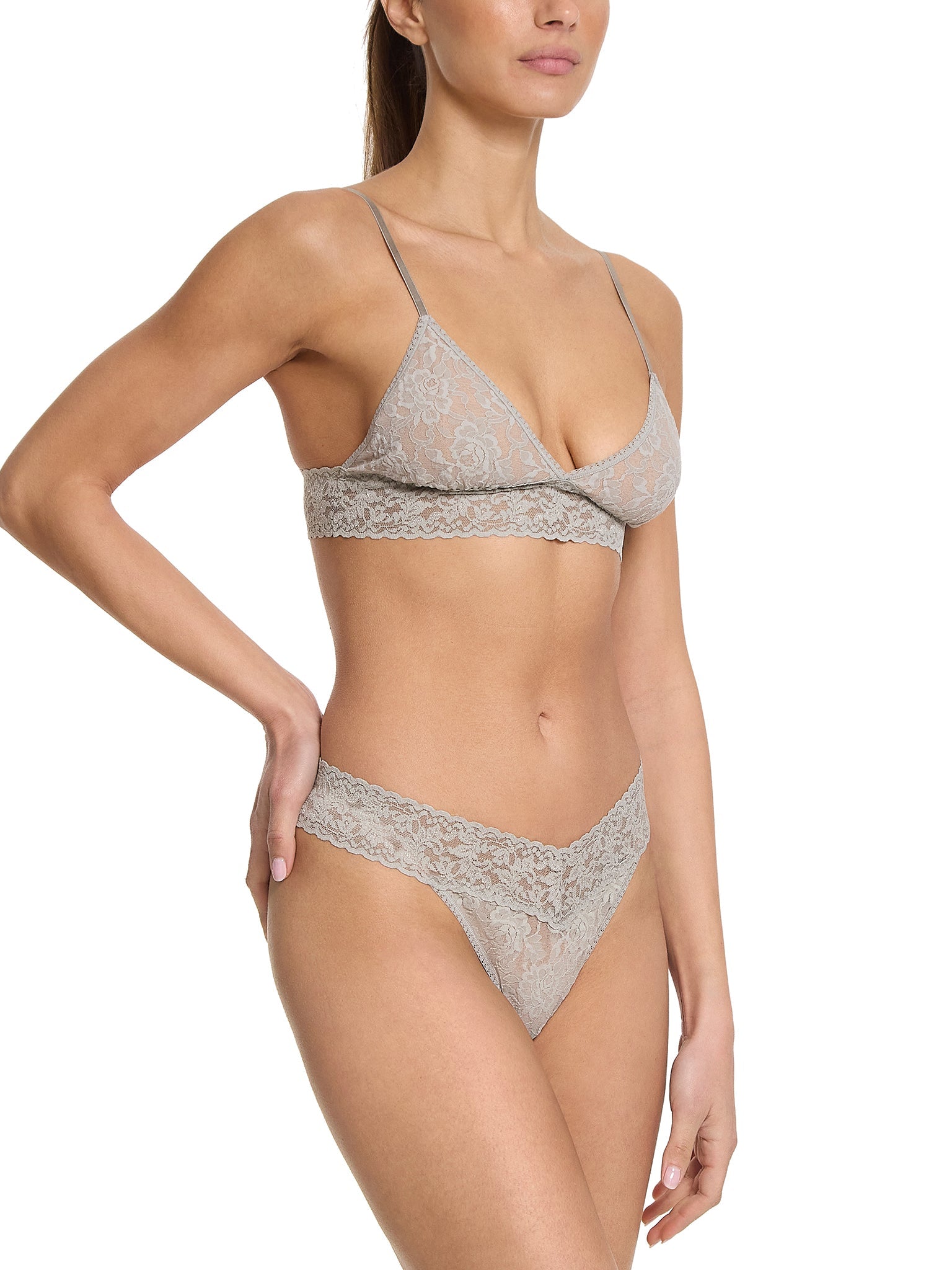 Signature Lace Original Rise Thong Sleep In Grey